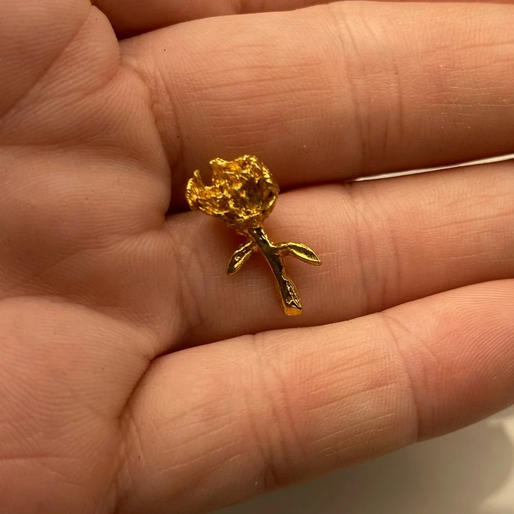 Mid Century Modern Vintage Gold Tone Floral Flower Pin Brooch